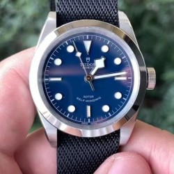 Black Bay 41mm M79540 LF SS Blue Dial Black Nylon Strap 2824